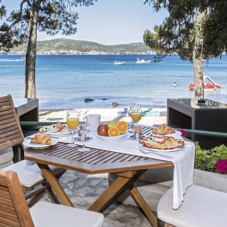 Holiday home Mobile Heaven Biograd